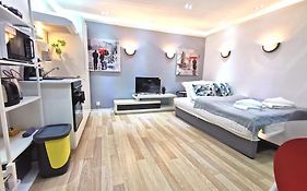 Erzsebet 5A City Center 2 Db Beds Very Convenient